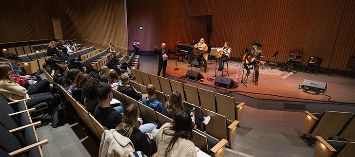 masterclass with students and singers