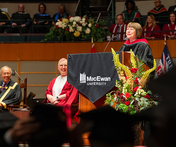 honorary doctorate recipient speaking at convocation